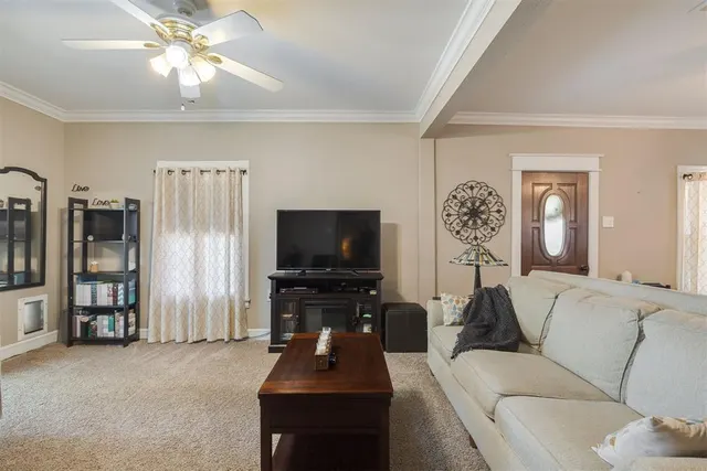 Photo 6 — 613 N Wineblood Street, Checotah, OK 74426