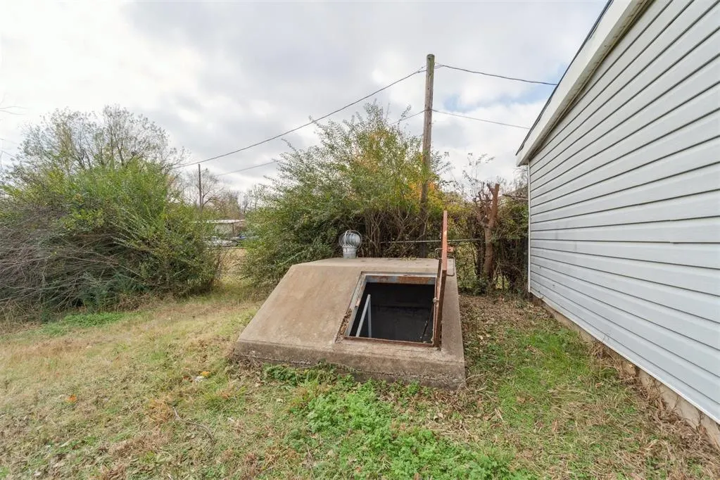 Photo 32 — 701 E Scissortail Lane, Cushing, OK 74023