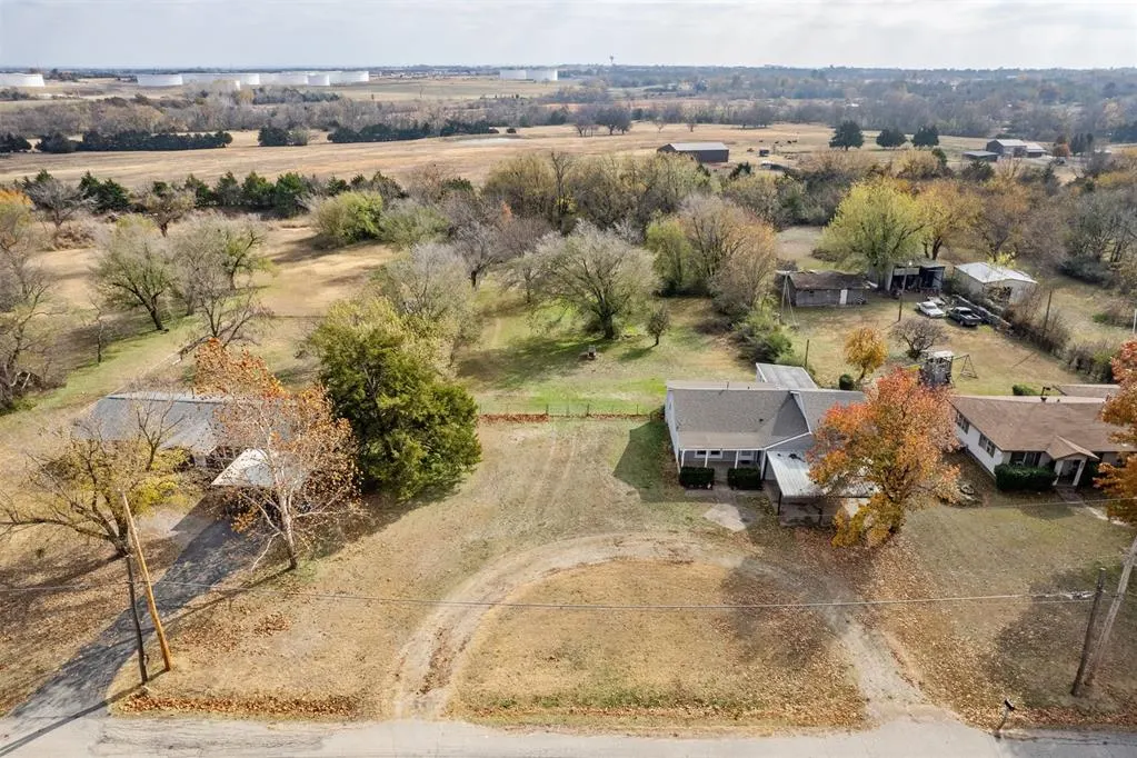 Photo 34 — 701 E Scissortail Lane, Cushing, OK 74023