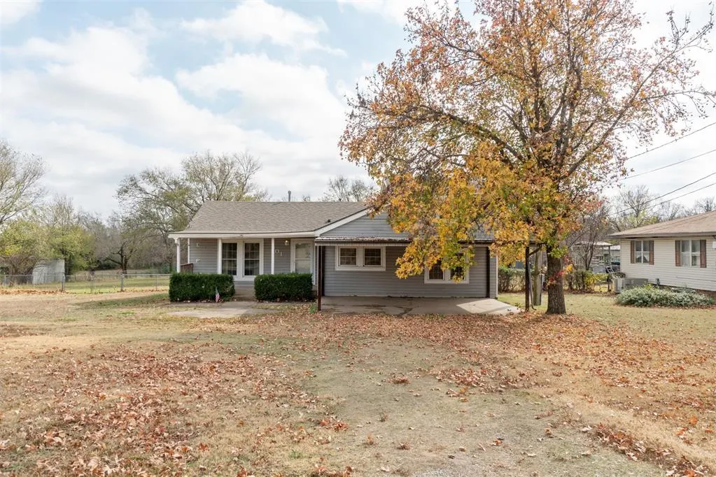 Photo 37 — 701 E Scissortail Lane, Cushing, OK 74023