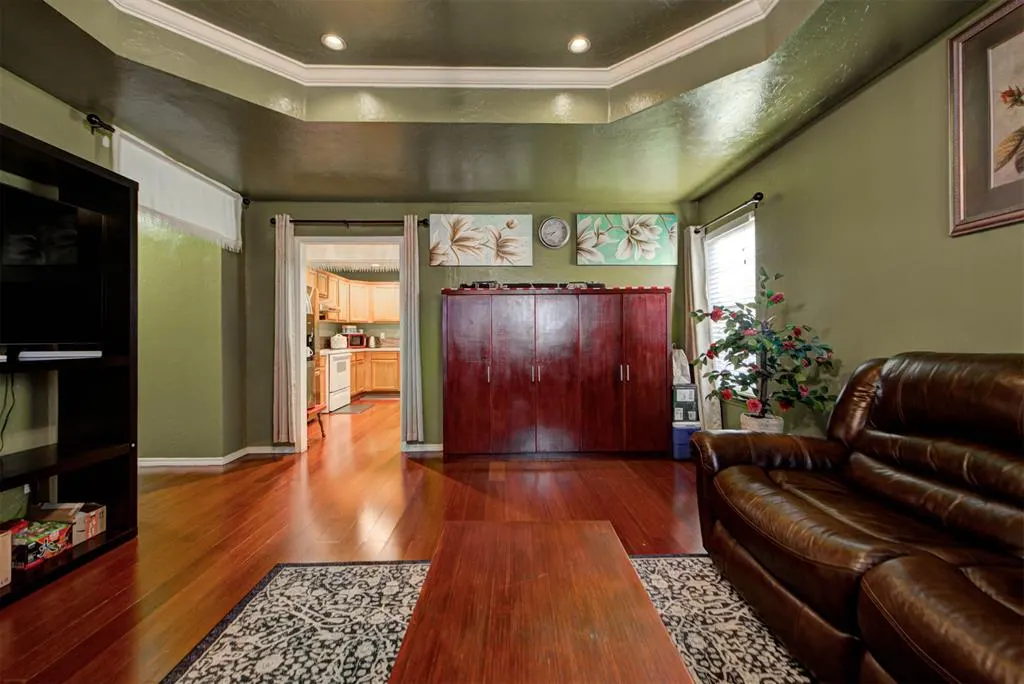 Photo 5 — 2609 S Lindsay Avenue, Oklahoma City, OK 73129