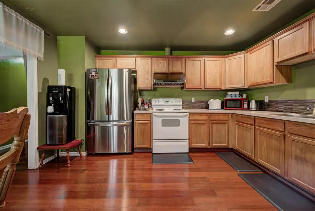 Photo 6 — 2609 S Lindsay Avenue, Oklahoma City, OK 73129