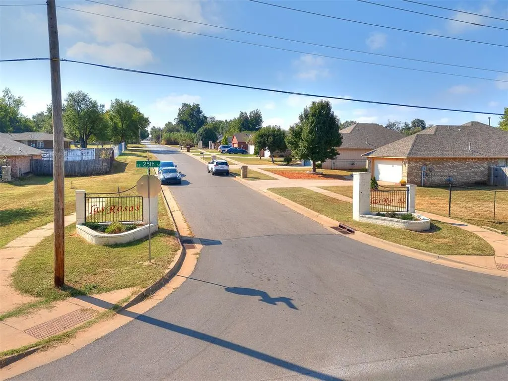 Photo 16 — 2609 S Lindsay Avenue, Oklahoma City, OK 73129
