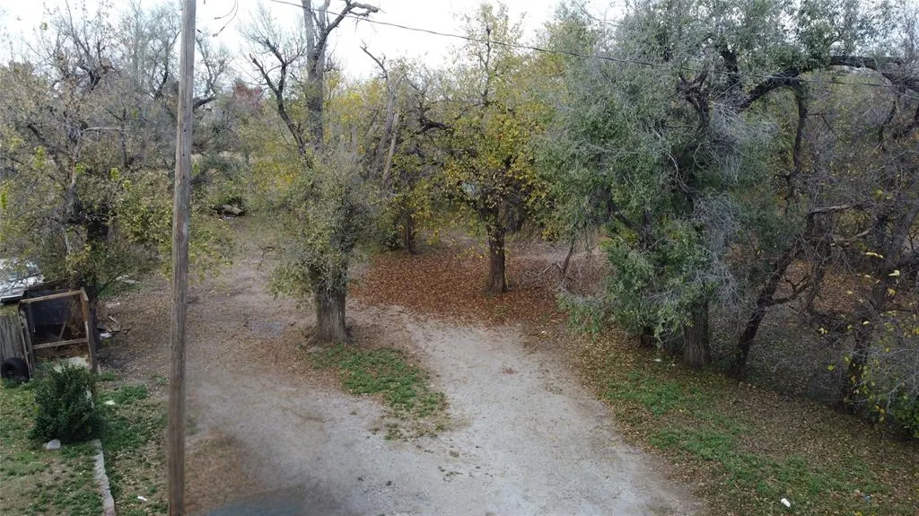 Photo 6 — 2015 SW 8th Street, Oklahoma City, OK 73108