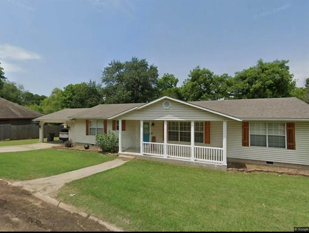 Front exterior — 15 Tedford Way, Wewoka, OK 74884