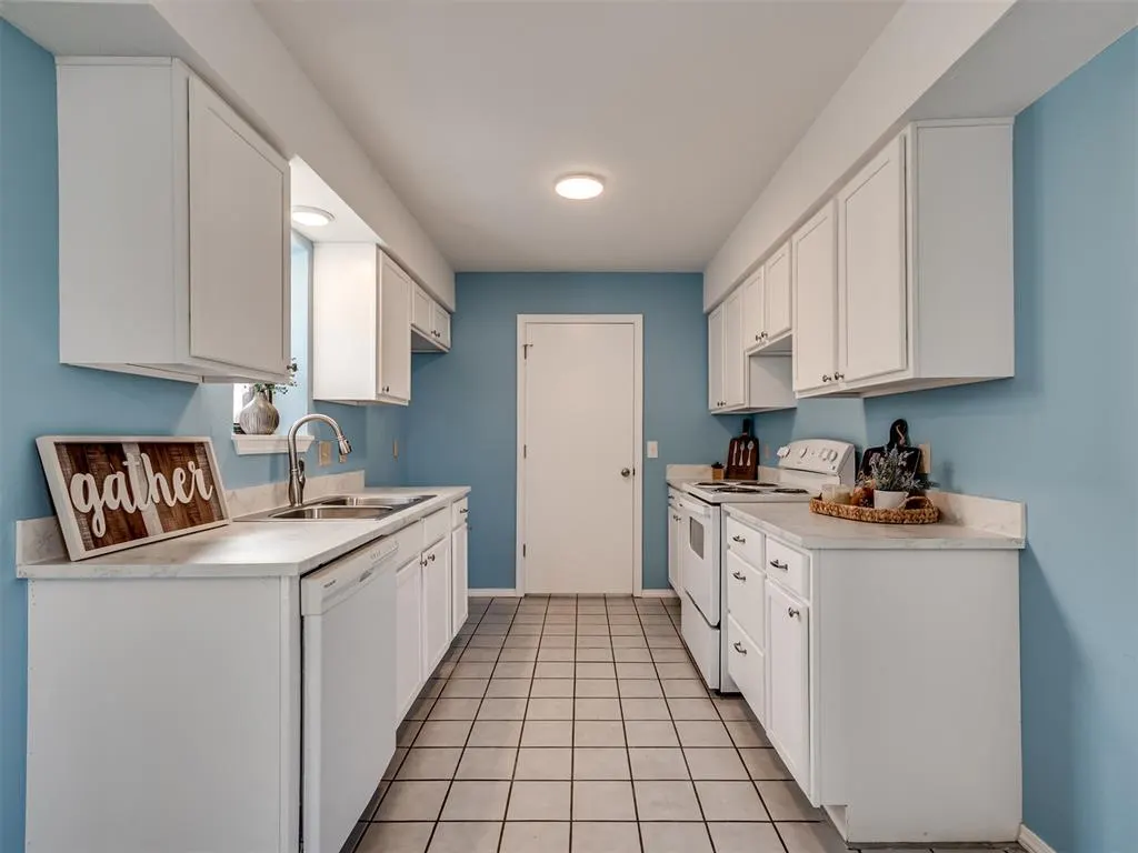 Photo 11 — 8408 S Douglas Avenue 8, Oklahoma City, OK 73139
