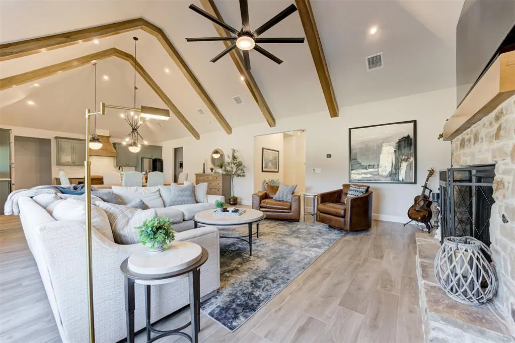Photo 8 — 14142 Fox Lair Lane, Edmond, OK 73025