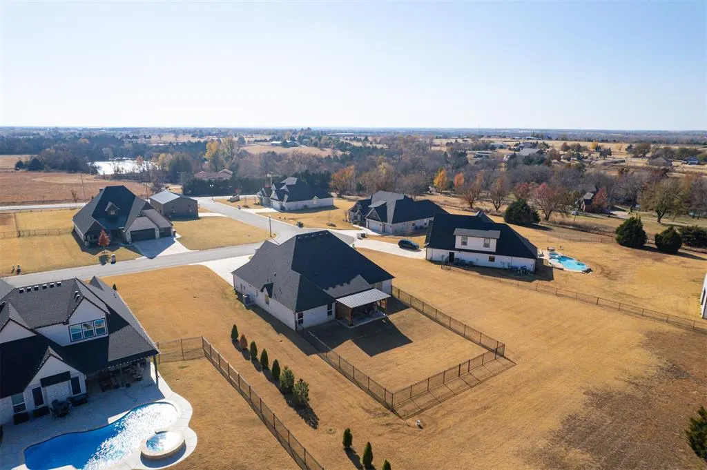 Photo 43 — 14142 Fox Lair Lane, Edmond, OK 73025