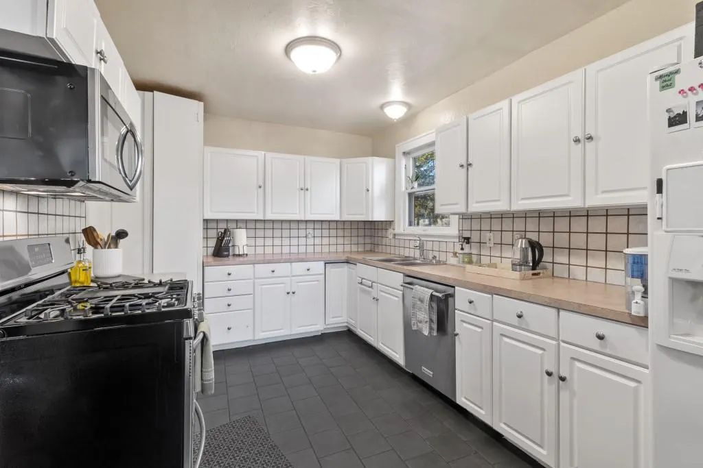 Photo 7 — 2125 NW 21st Street, Oklahoma City, OK 73107