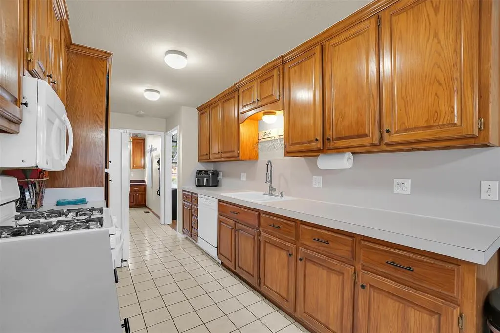 Photo 12 — 3100 Mallard Circle, Altus, OK 73521