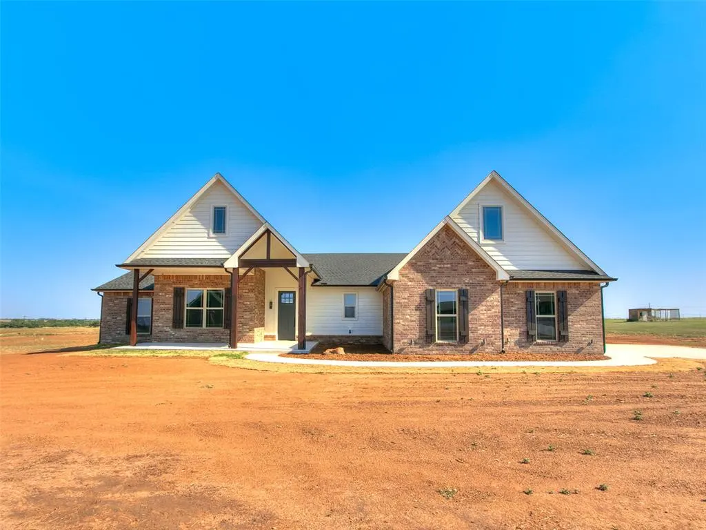 Photo 2 — 4559 Red Cedar Avenue, Piedmont, OK 73078