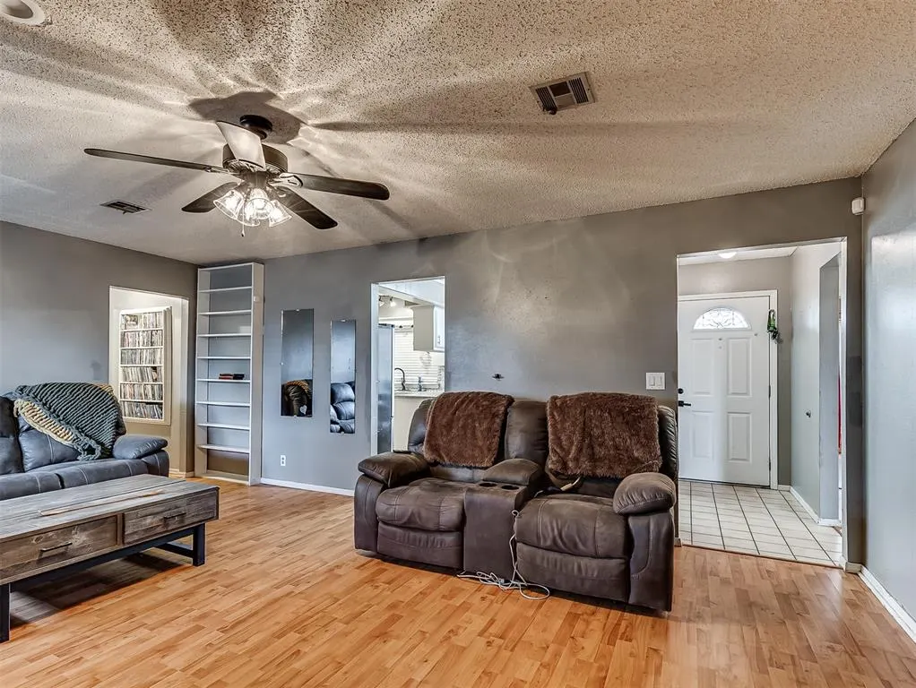 Photo 6 — 18450 Pecan Creek Drive, Newalla, OK 74857