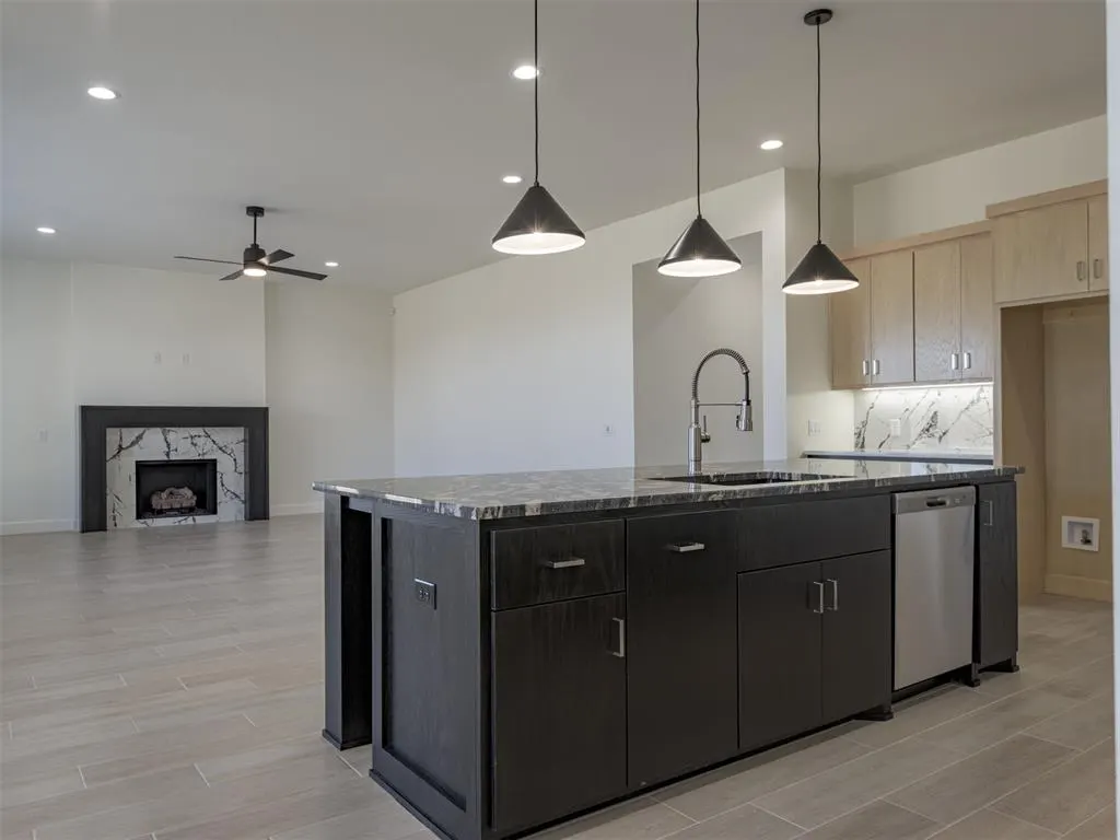 Photo 13 — 3901 Sorano Drive, Moore, OK 73160