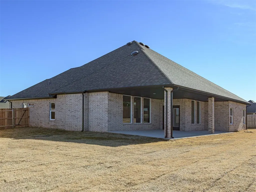 Photo 46 — 3901 Sorano Drive, Moore, OK 73160