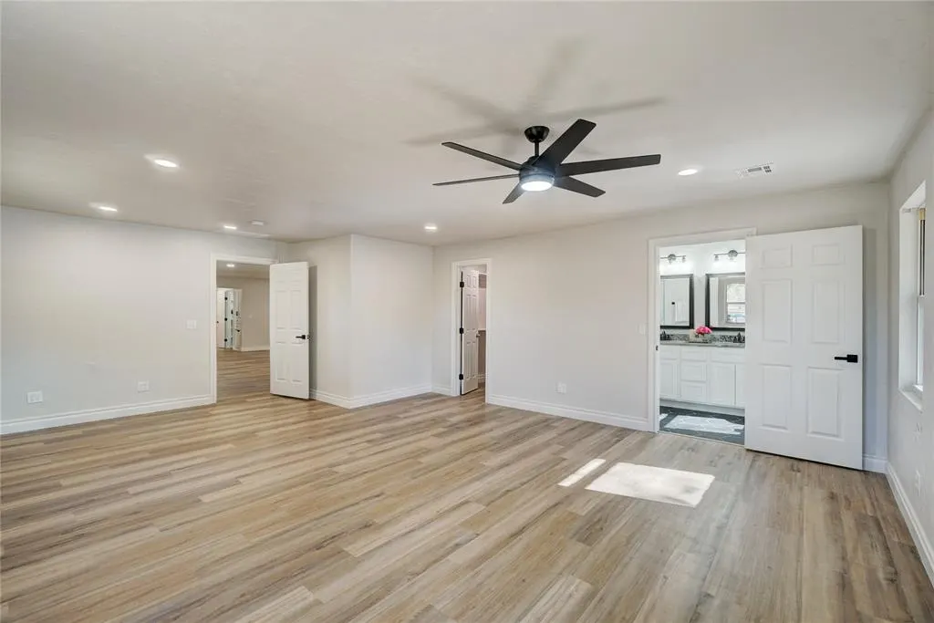 Photo 13 — 6500 N Luther Road, Harrah, OK 73045