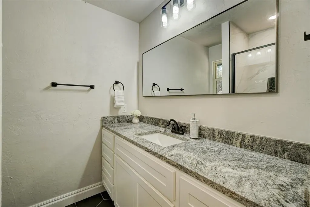 Photo 25 — 6500 N Luther Road, Harrah, OK 73045