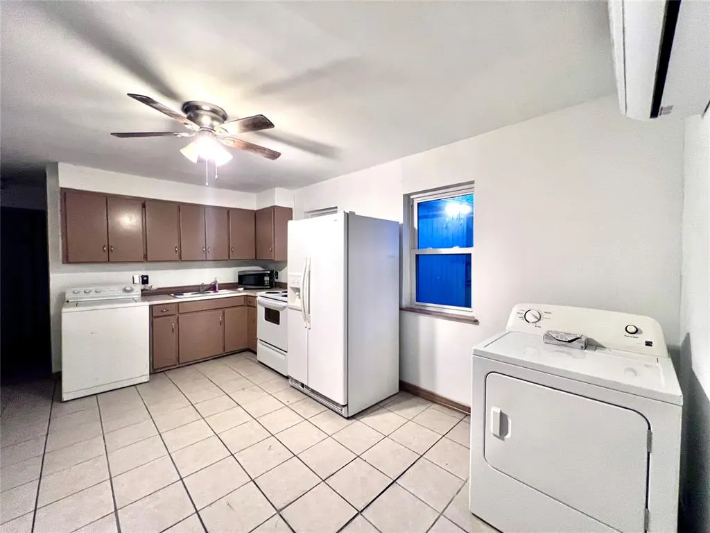 Photo 18 — 619 N Hyden Street, Stratford, OK 74872