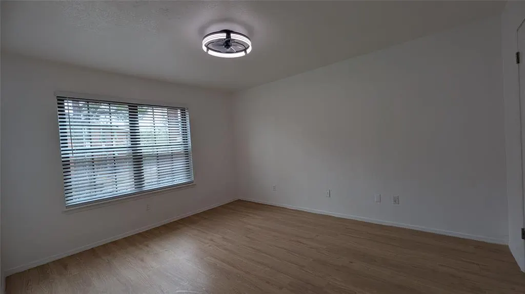 Photo 10 — 4400 Hemingway Drive 112, Oklahoma City, OK 73118