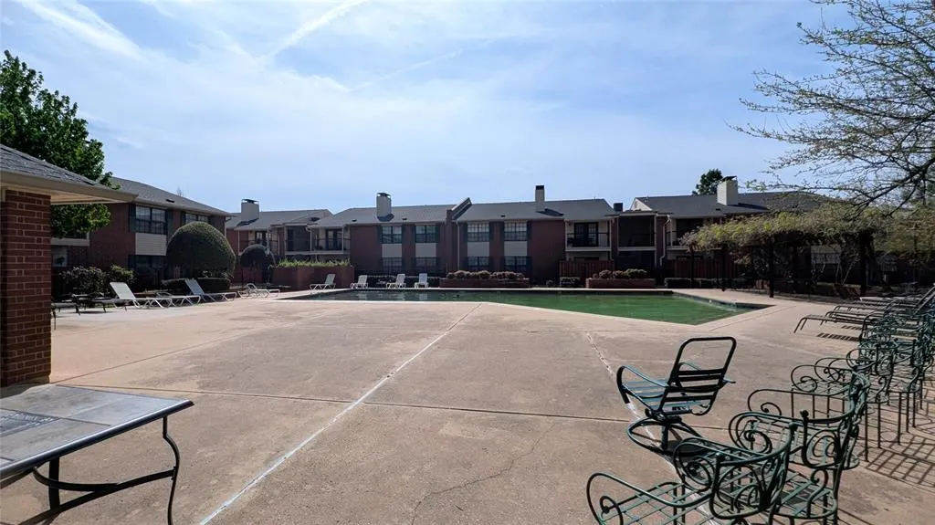 Photo 17 — 4400 Hemingway Drive 112, Oklahoma City, OK 73118