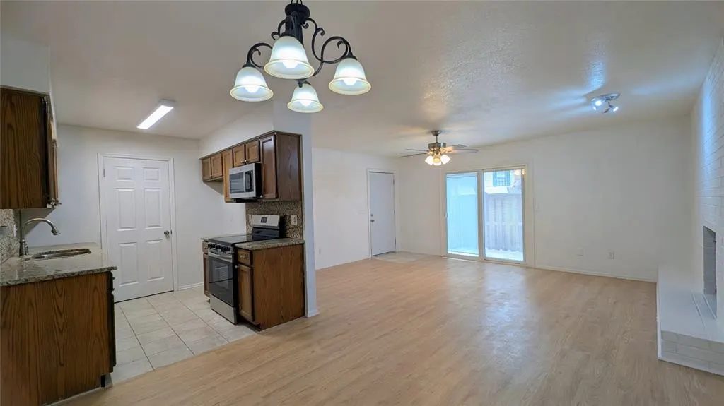 Photo 8 — 4400 Hemingway Drive 112, Oklahoma City, OK 73118