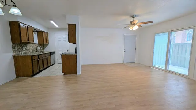 Photo 7 — 4400 Hemingway Drive 112, Oklahoma City, OK 73118