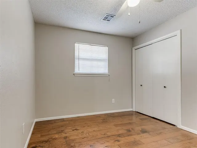 Photo 6 — 2909 N Tropicana Avenue, Bethany, OK 73008