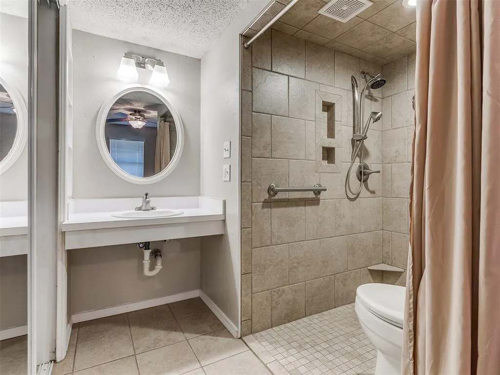 Photo 17 — 2909 N Tropicana Avenue, Bethany, OK 73008
