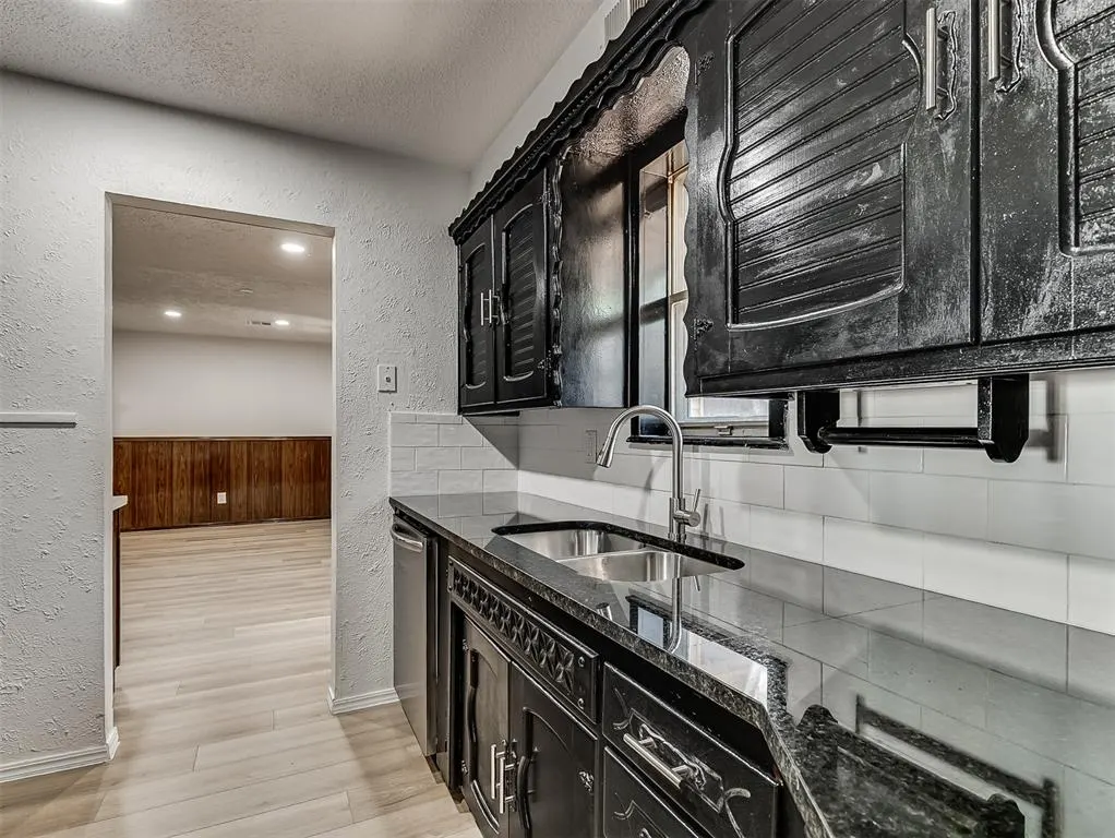 Photo 18 — 1316 Huron Street, Norman, OK 73071