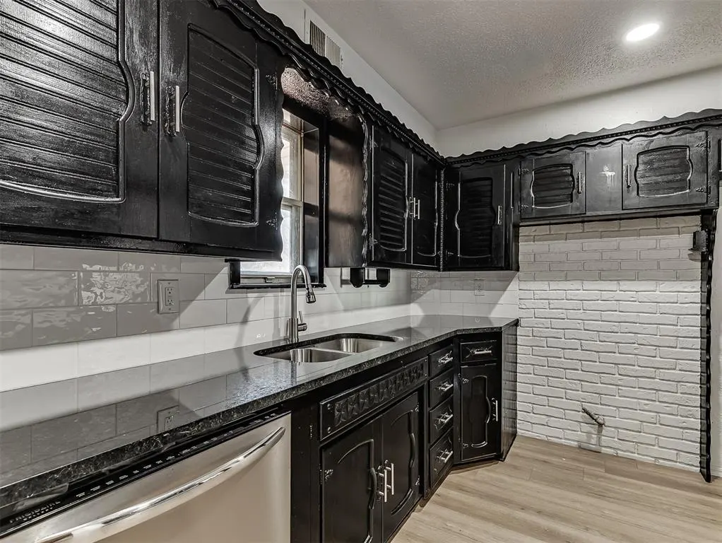 Photo 19 — 1316 Huron Street, Norman, OK 73071