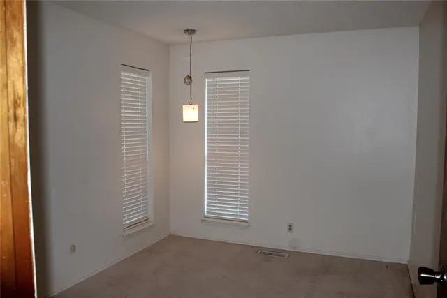 Photo 8 — 211 N Dewey Avenue, Chandler, OK 74834