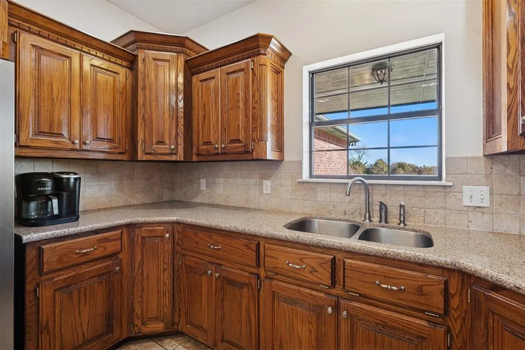 Photo 12 — 2421 County Street 2960, Blanchard, OK 73010