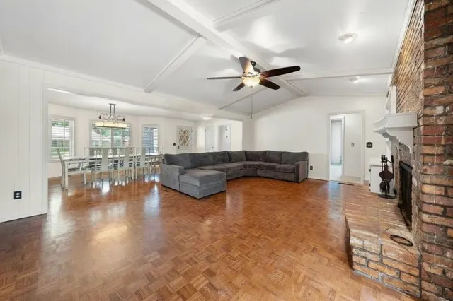 Photo 4 — 2805 Tudor Road, Oklahoma City, OK 73127