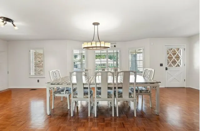 Photo 6 — 2805 Tudor Road, Oklahoma City, OK 73127