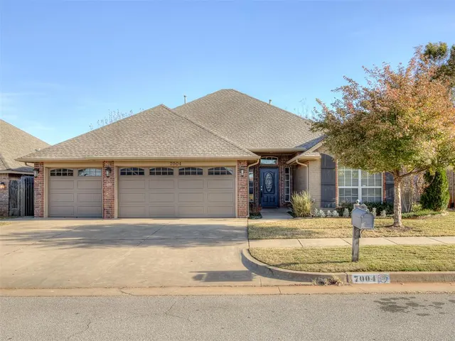Photo 3 — 7004 NW 131st Terrace, Oklahoma City, OK 73142