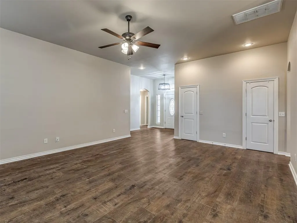 Photo 6 — 7004 NW 131st Terrace, Oklahoma City, OK 73142