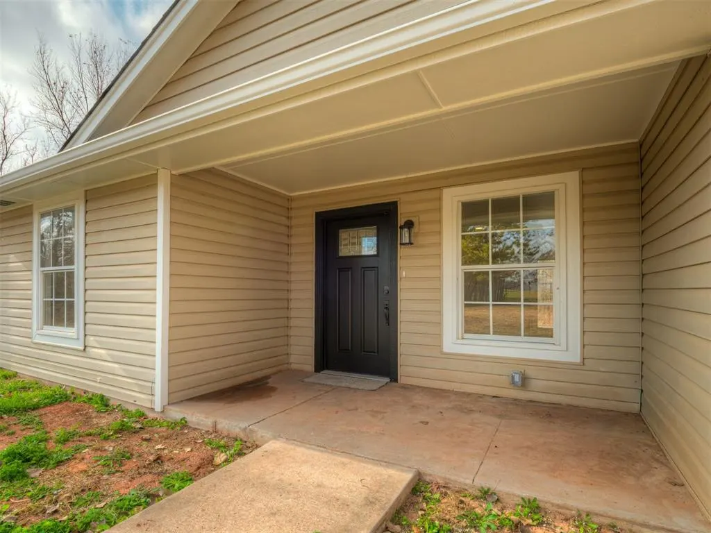 Photo 7 — 2085 Fox Lane, Tuttle, OK 73089