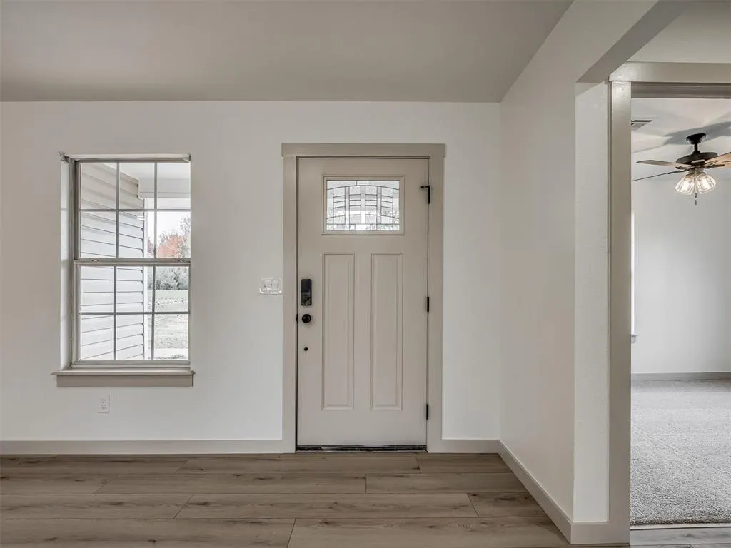 Photo 8 — 2085 Fox Lane, Tuttle, OK 73089