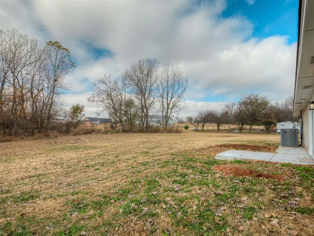 Photo 41 — 2085 Fox Lane, Tuttle, OK 73089