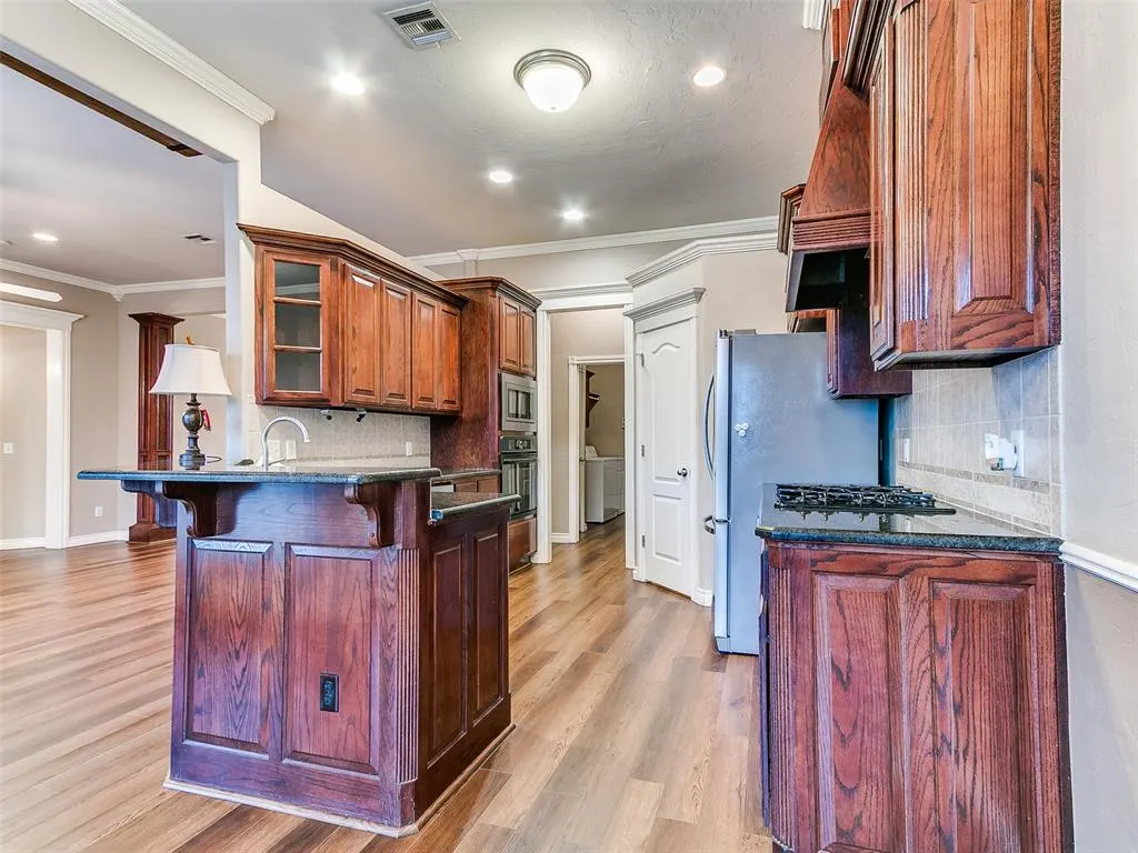 Photo 14 — 1810 Barrington Drive, Norman, OK 73071