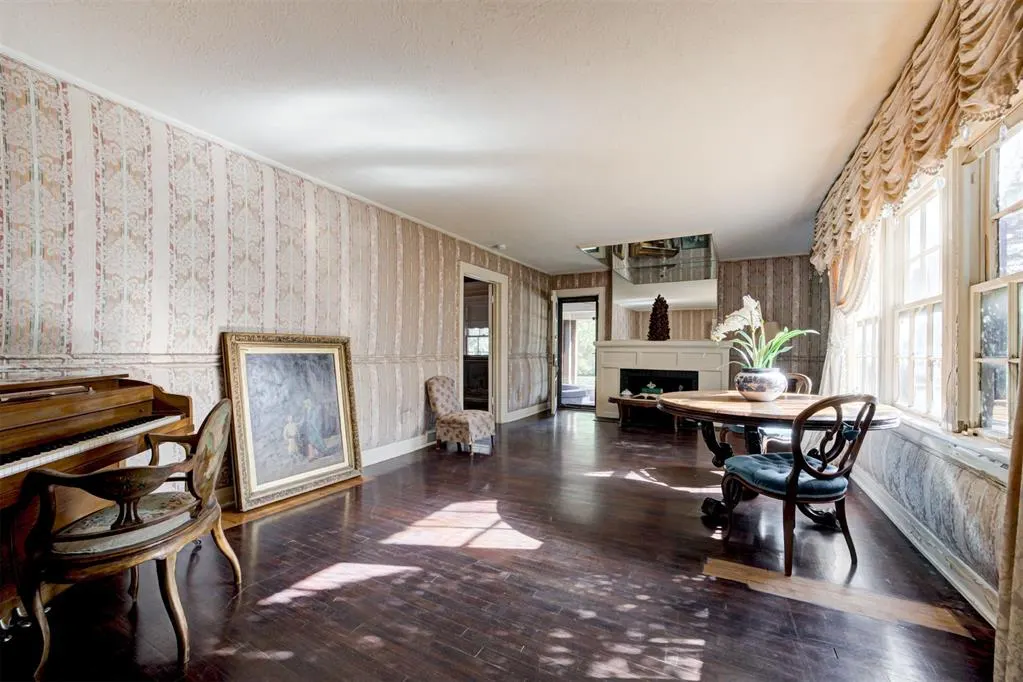 Photo 7 — 3701 NW 42nd Street, Oklahoma City, OK 73112