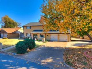 Sold home at 2400 NW 121st Street