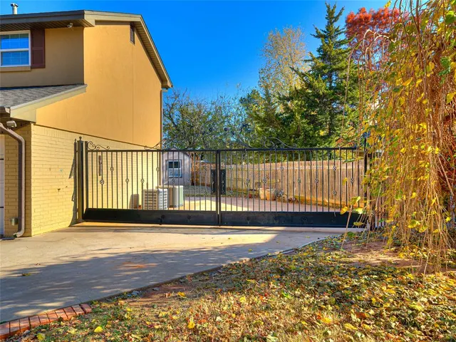 Photo 6 — 2400 NW 121st Street, Oklahoma City, OK 73120