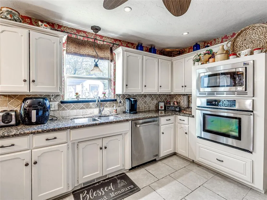 Photo 27 — 2400 NW 121st Street, Oklahoma City, OK 73120