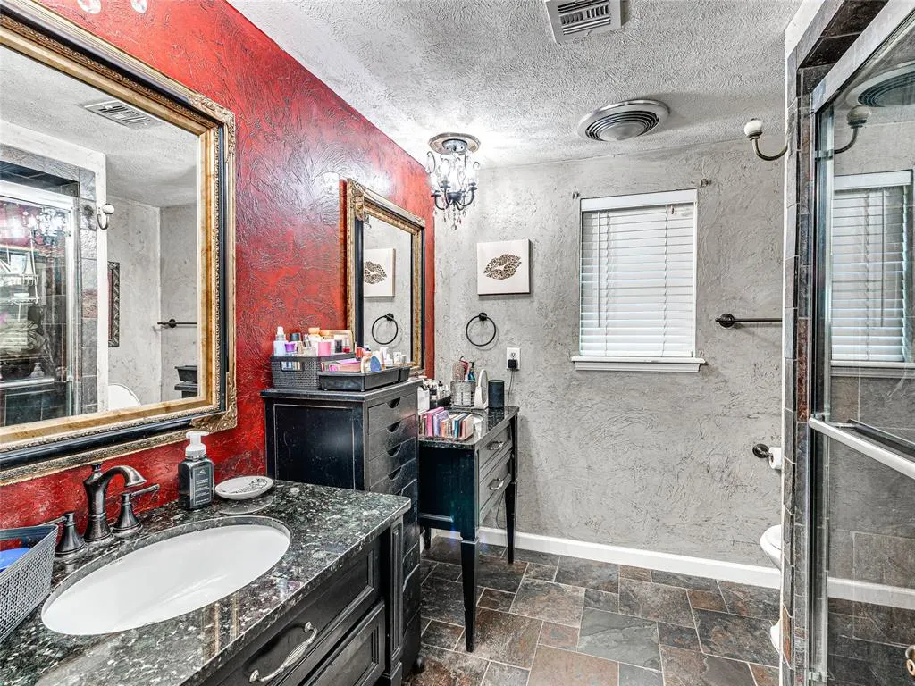 Photo 37 — 2400 NW 121st Street, Oklahoma City, OK 73120