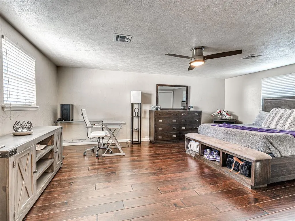 Photo 39 — 2400 NW 121st Street, Oklahoma City, OK 73120