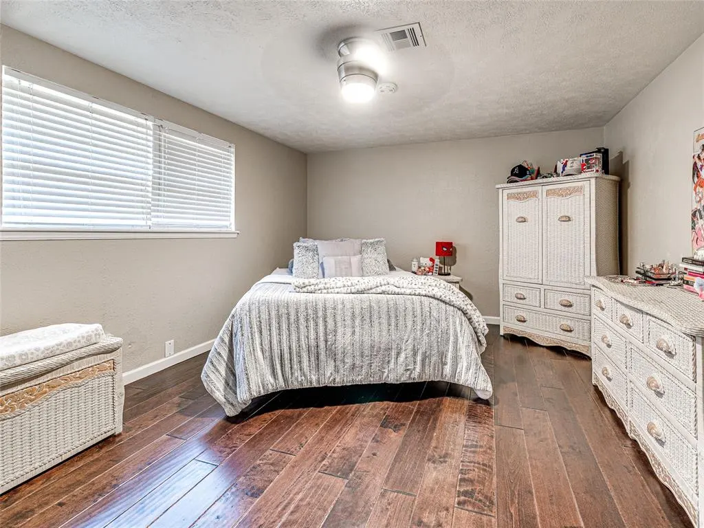 Photo 42 — 2400 NW 121st Street, Oklahoma City, OK 73120