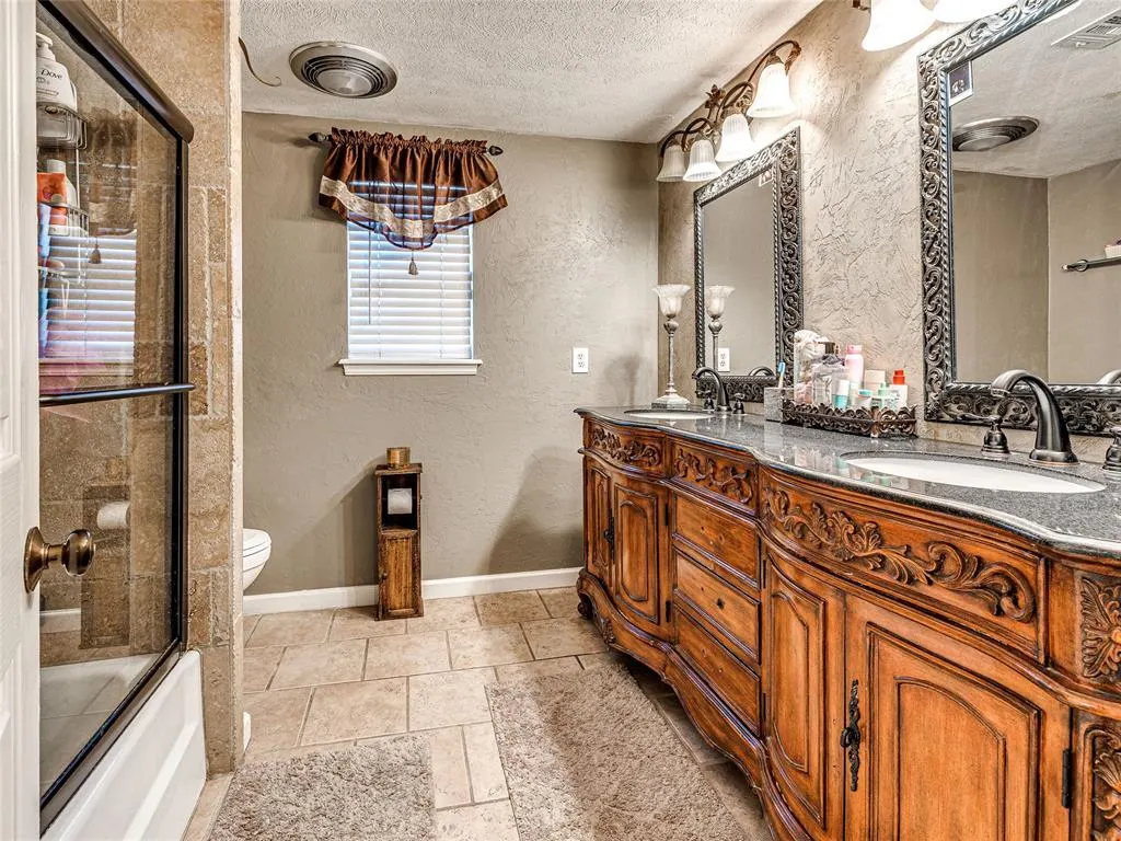 Photo 46 — 2400 NW 121st Street, Oklahoma City, OK 73120