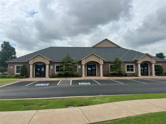 Photo 2 — 1224 SW 104th Street, Oklahoma City, OK 73139