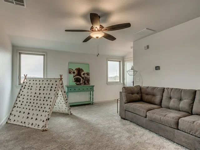Photo 6 — 4601 Mustang Park Boulevard, Mustang, OK 73064