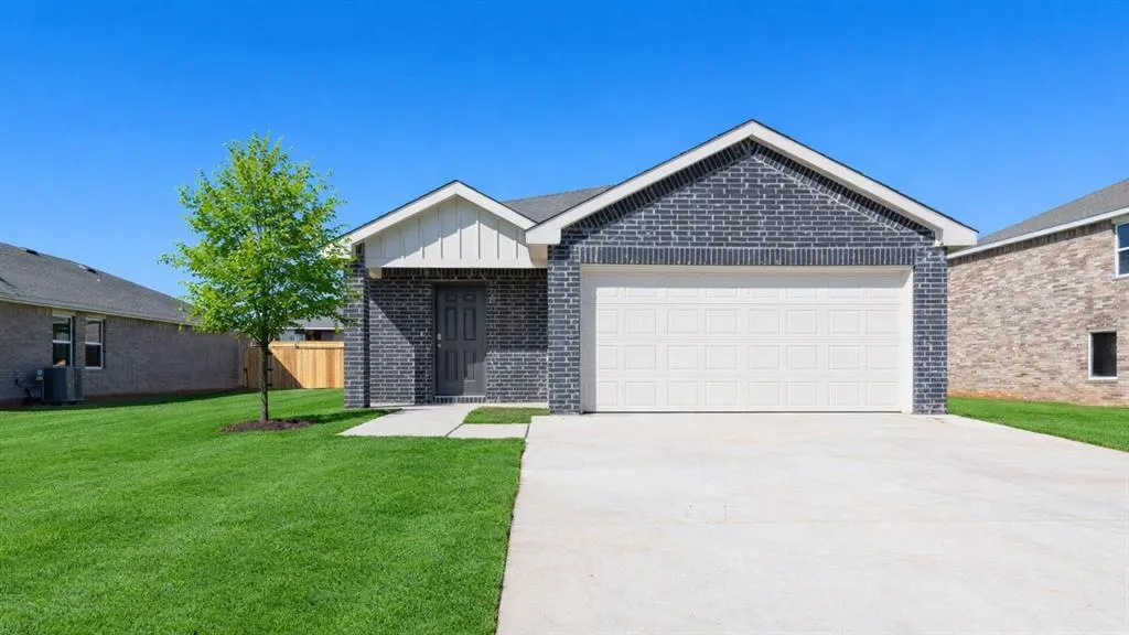 Front exterior — 515 St. Charles Place, Newcastle, OK 73065